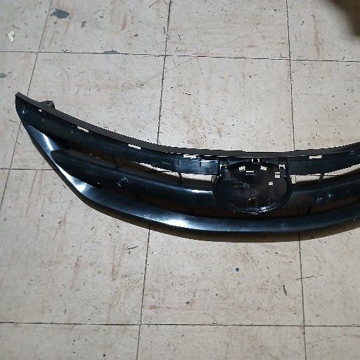 Toyota etios grill - Private Seller Toyota etios grill - Private Seller
