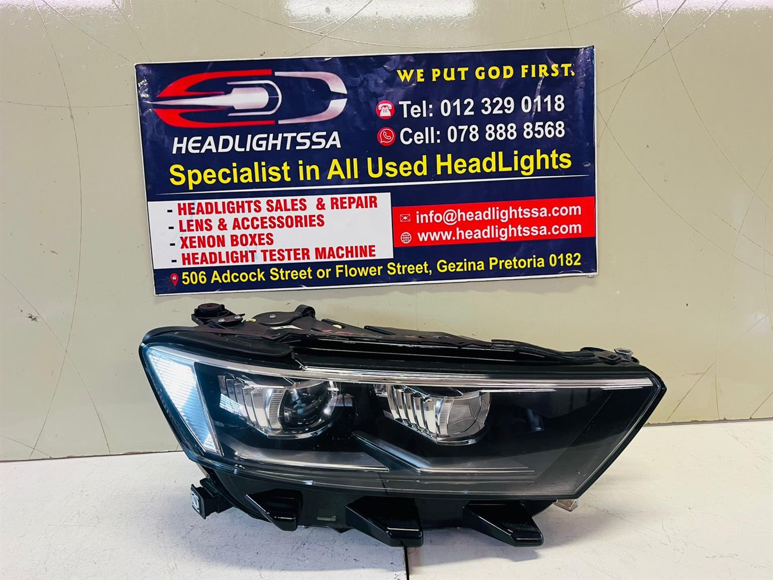 VW T-Roc right side xenon headlight (2018-2022) - Private Seller VW T-Roc right side xenon headlight (2018-2022) - Private Seller