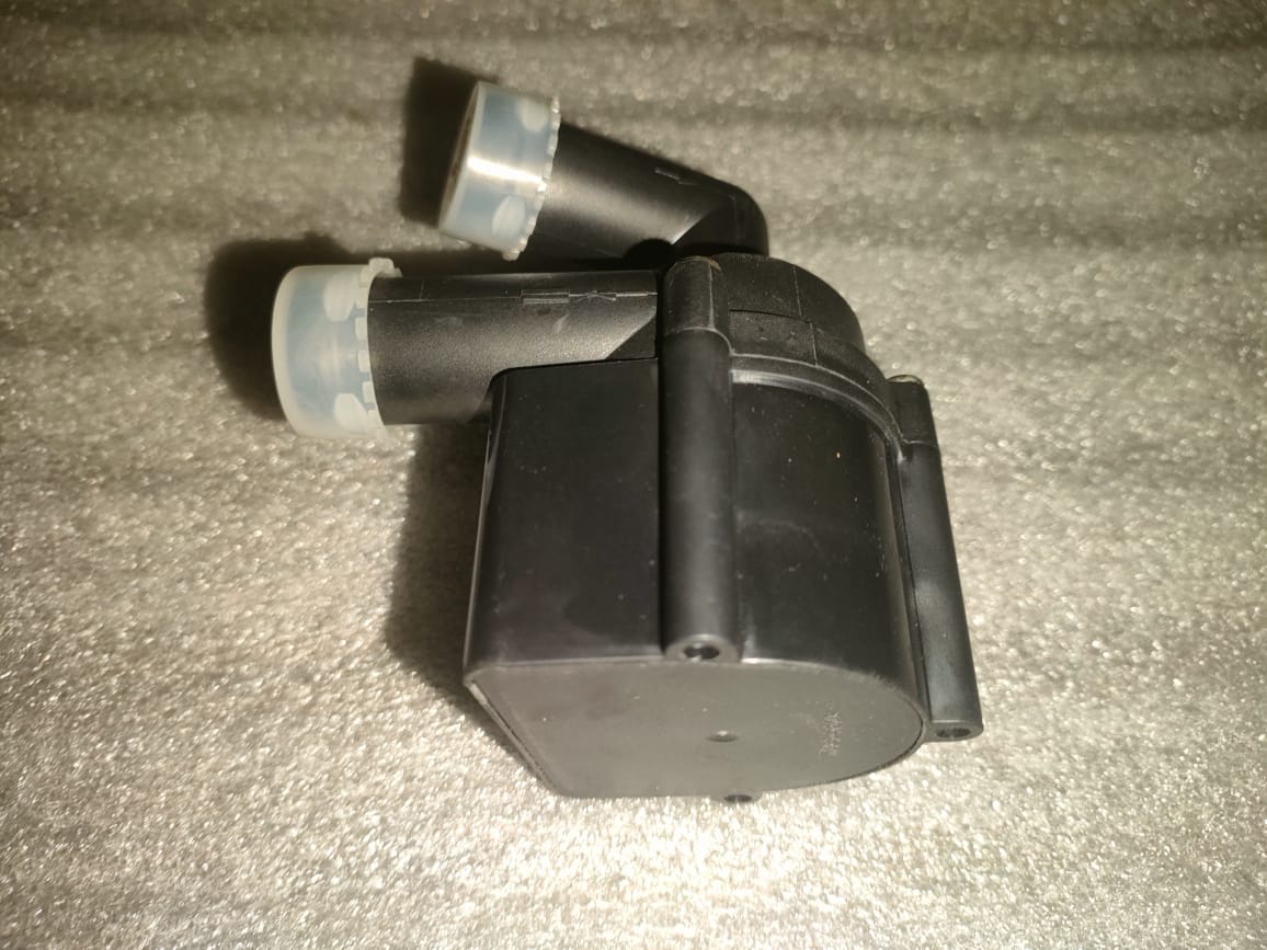 Audi A1 / A3 / Q3 2.0TDI (CAB) NEW 3 pin auxiliary water pump for sale - Private Seller Audi A1 / A3 / Q3 2.0TDI (CAB) NEW 3 pin auxiliary water pump for sale - Private Seller