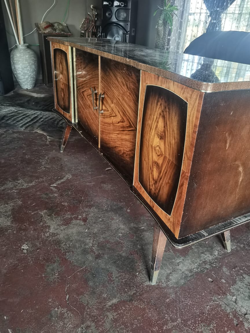 Antique Pilot Radio Gram
