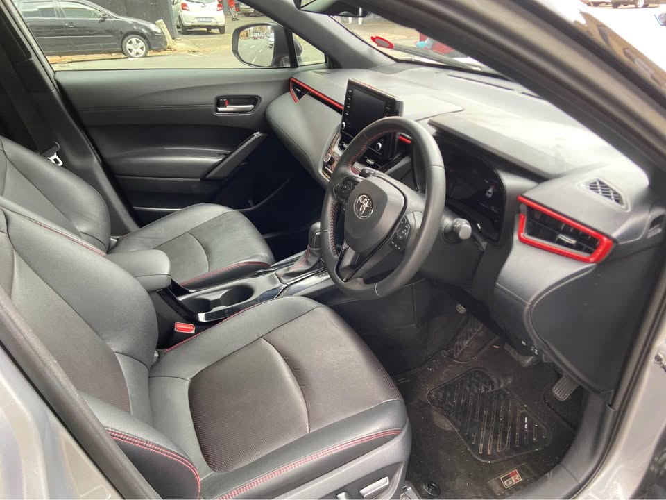 2023 Toyota Corolla Cross GR 1.8 30000km
