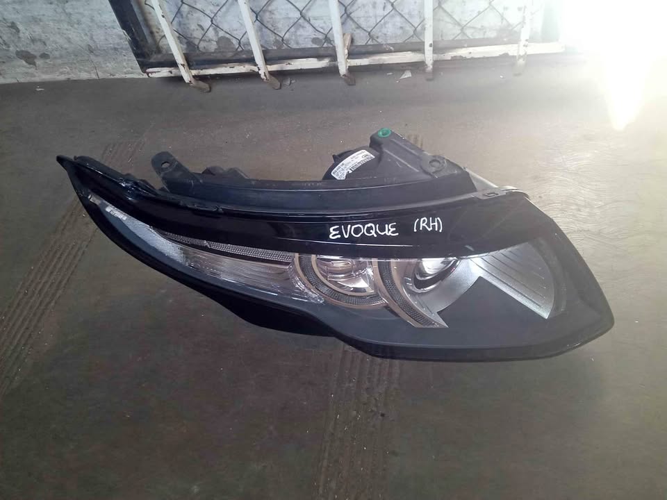 Land rover Evoque right headlight