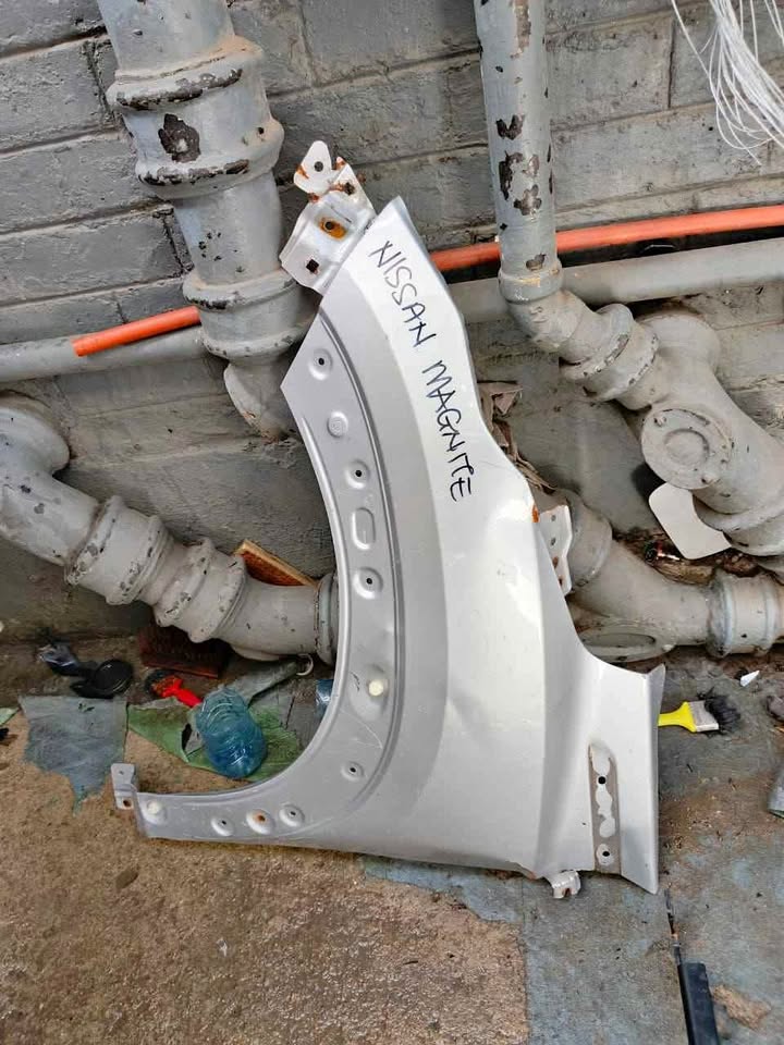 Nissan Magnite fender available - Private Seller