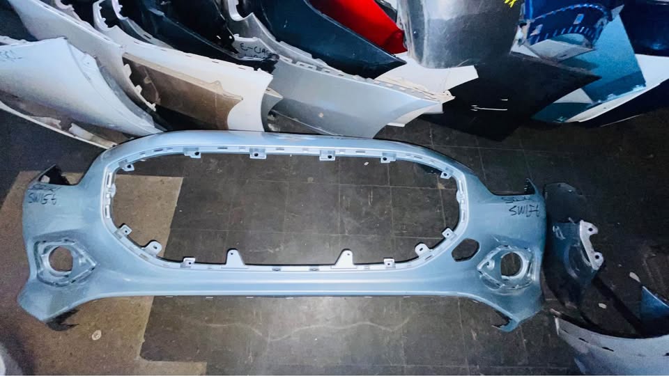 Suzuki Swift bumper 2025 - Private Seller Suzuki Swift bumper 2025 - Private Seller