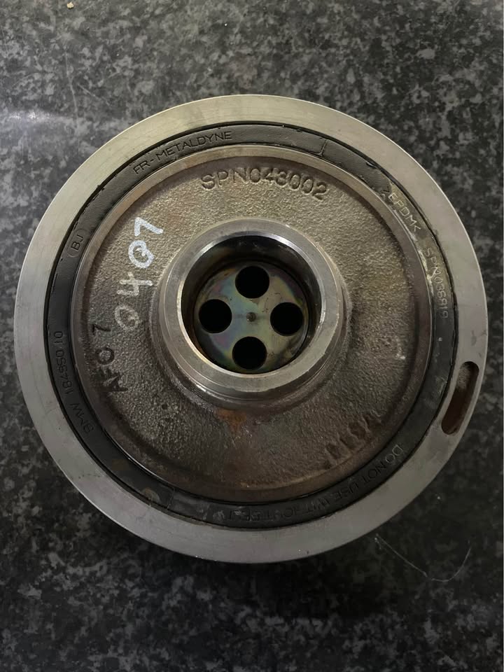 BMW 320D B47 crank pulley - Private Seller