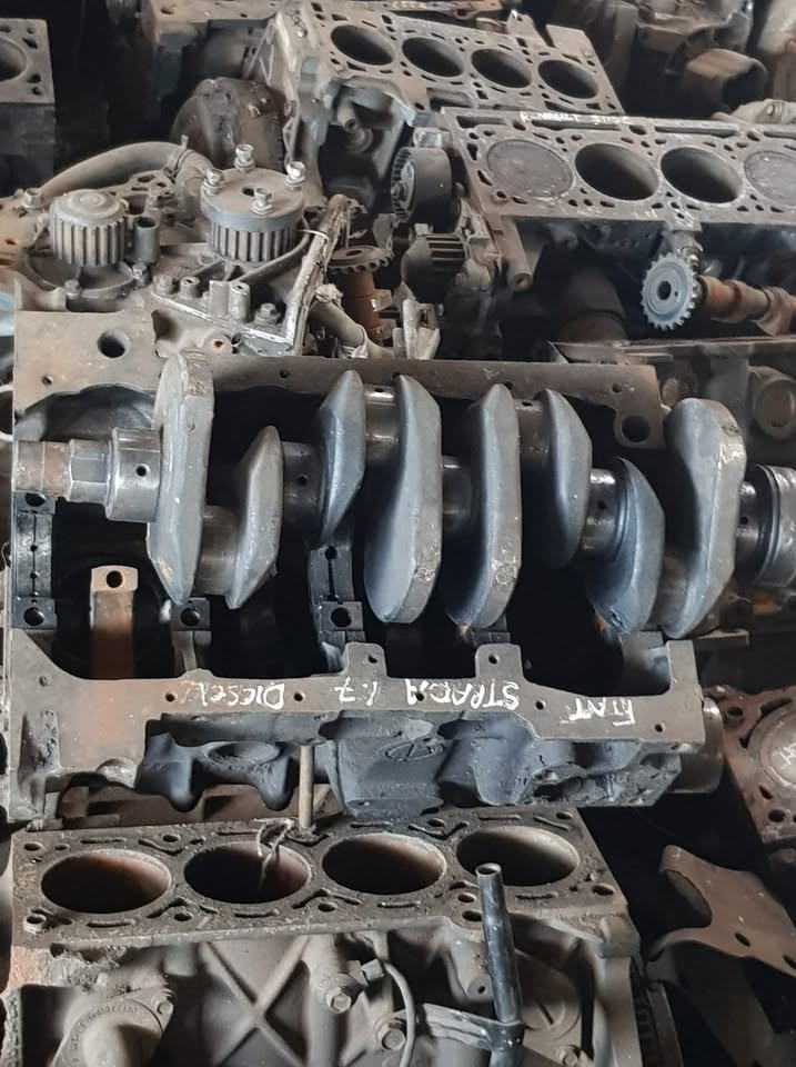 Fiat Strada diesel engine spares - Private Seller