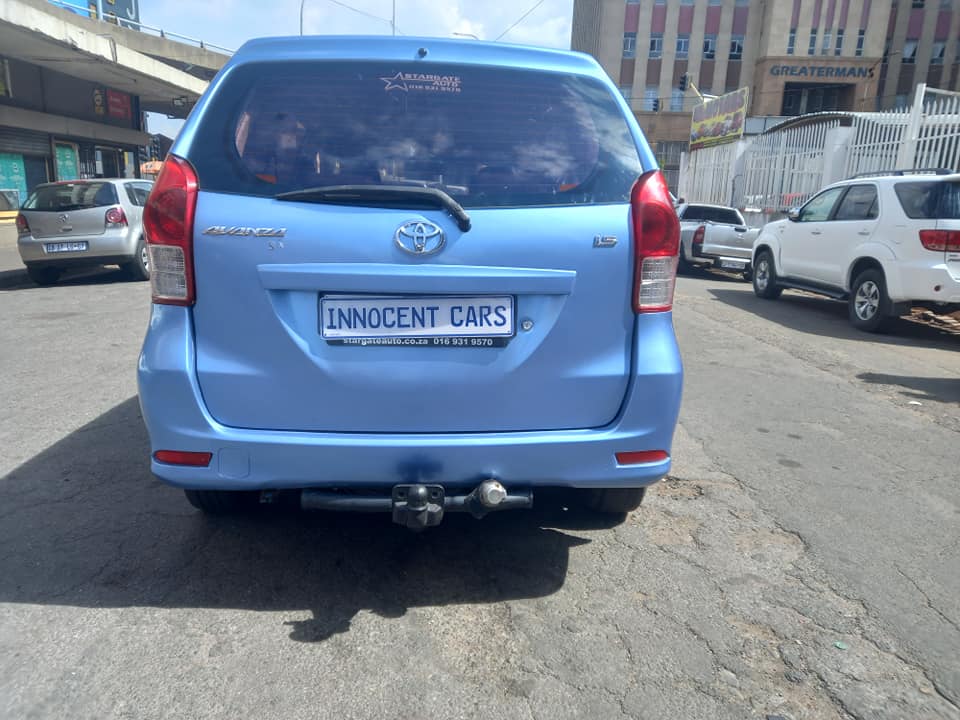2014 TOYOTA AVANZA 1.5 PETROL, MANUAL TRANSMISSION, SKY BLUE COLOUR