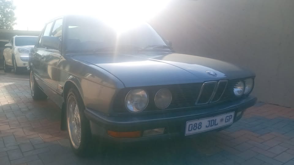 1983 BMW 525E