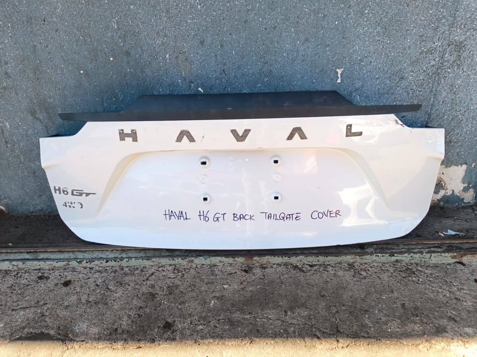 Haval H6 Gt Back tailgate cover - Private Seller Haval H6 Gt Back tailgate cover - Private Seller