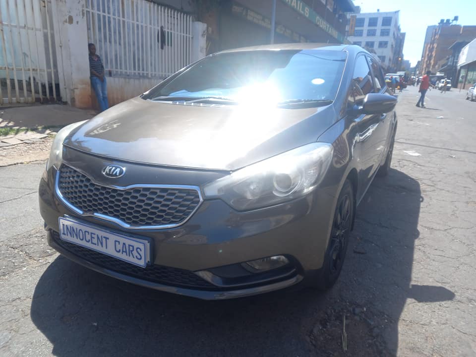 2015 KIA CERATO 1.6 PETROL, MANUAL TRANSMISSION, GREY COLOUR