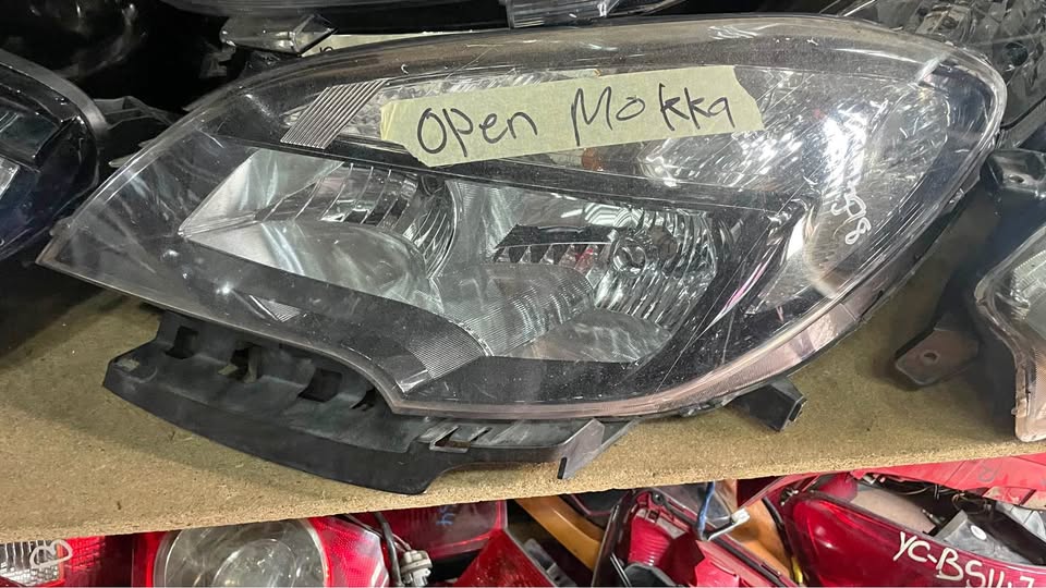 Opel Mokka headlight - Private Seller Opel Mokka headlight - Private Seller