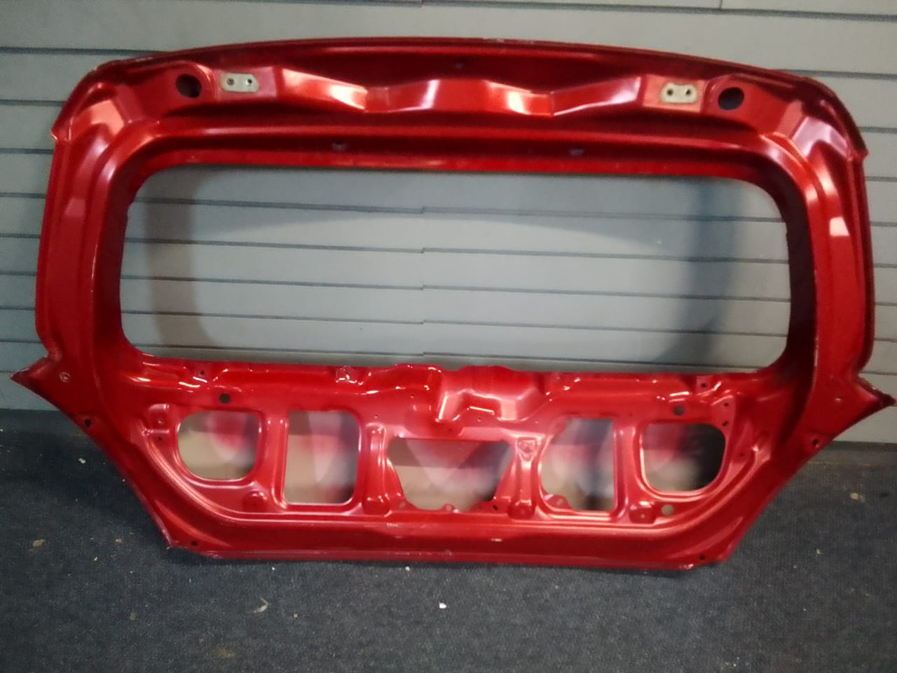 (2013-2016) SUZUKI SWIFT REAR TAILGATE FOR SALE - Private Seller (2013-2016) SUZUKI SWIFT REAR TAILGATE FOR SALE - Private Seller