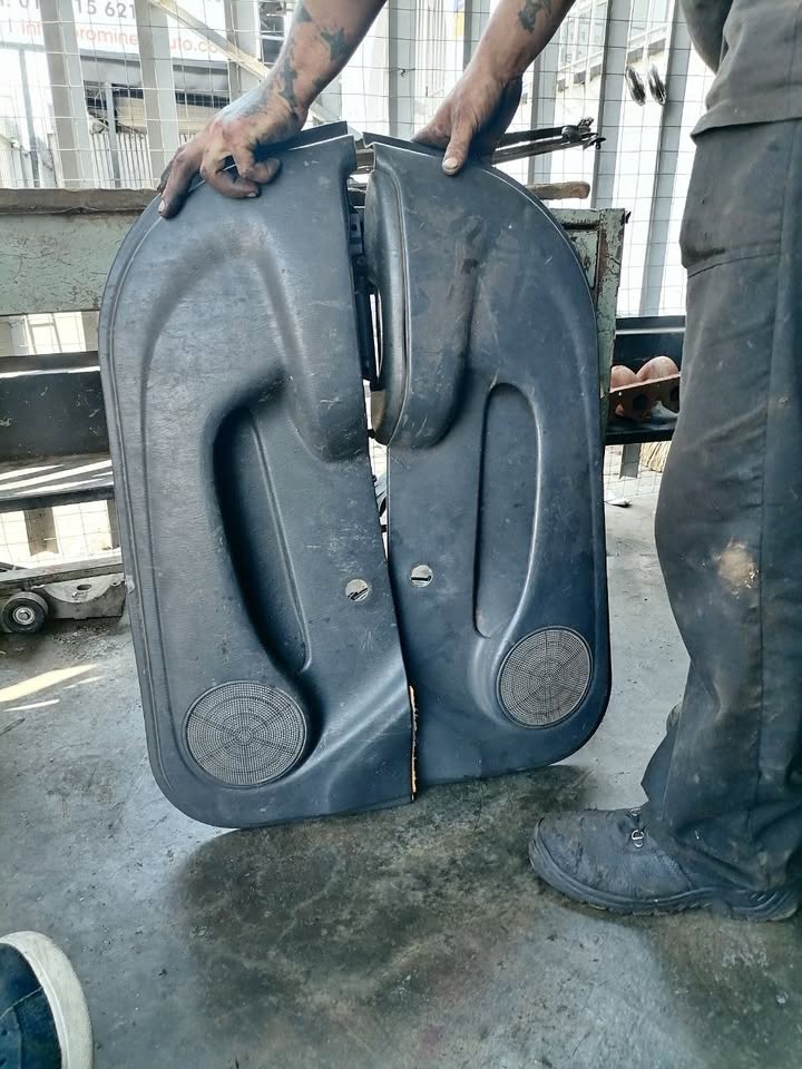 TOYOTA COROLLA RXI DOOR COVERS - Private Seller