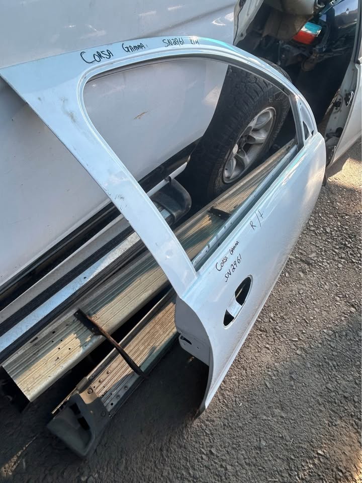 Opel Corsa Gamma Right Front Door For Sale Call or WhatsApp