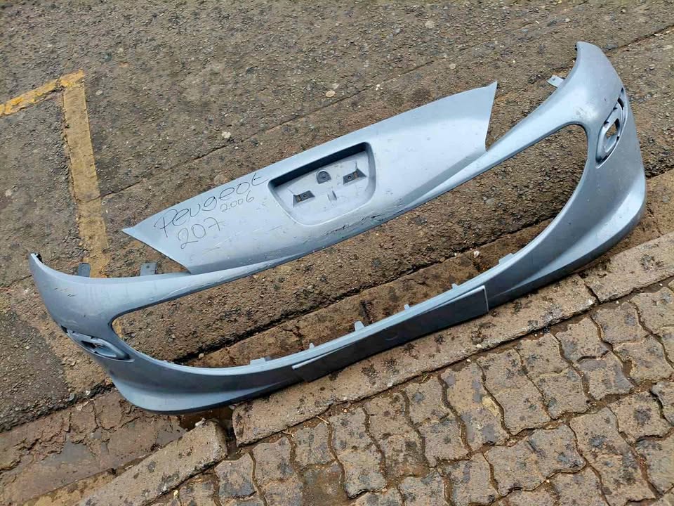 Peugeot 207 front bumper 2006 - Private Seller Peugeot 207 front bumper 2006 - Private Seller