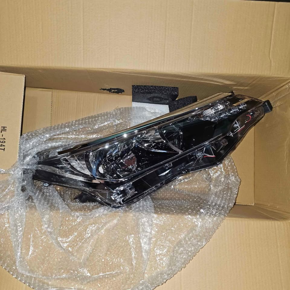Toyota Collora Prestige Face-lift Headlight 2017 - 2023 Set