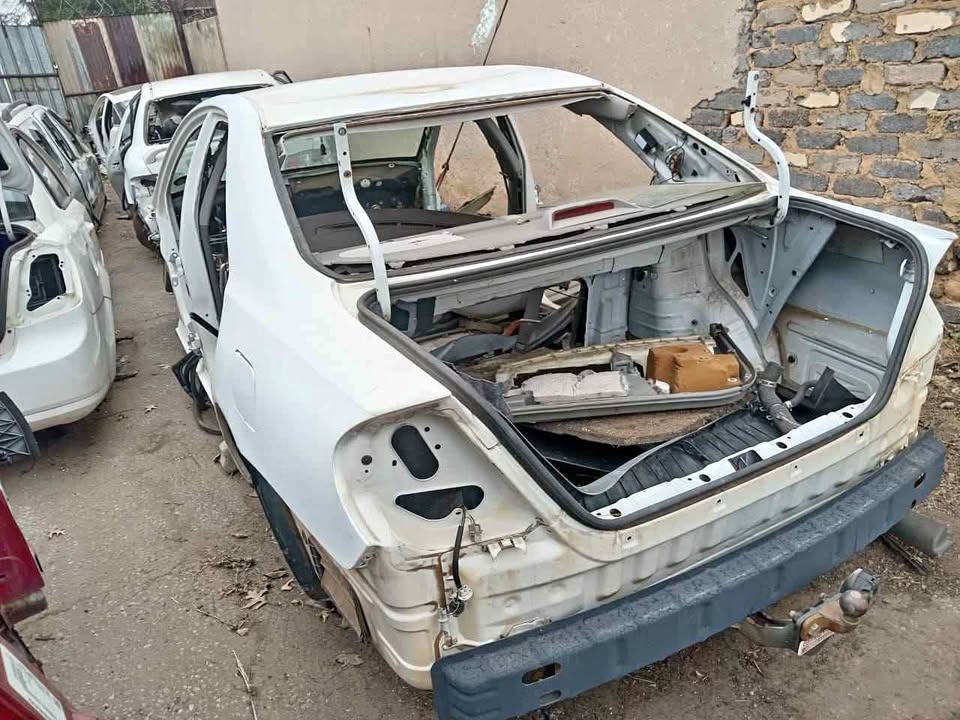 Toyota camry 2002 Stripping For Spares