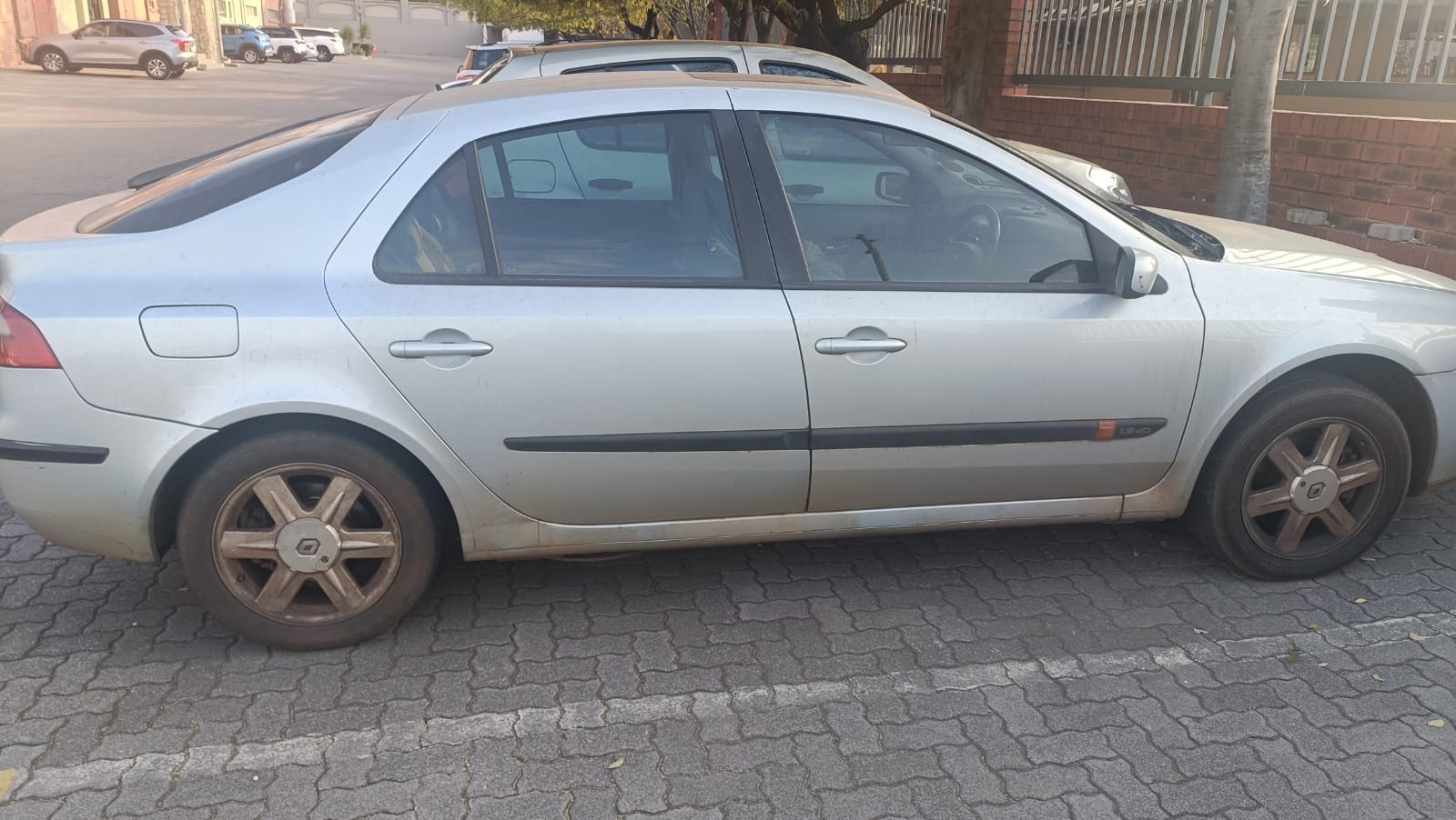 Used 2005 Renault Laguna 1.9dCi Expression - Private Seller Used 2005 Renault Laguna 1.9dCi Expression - Private Seller