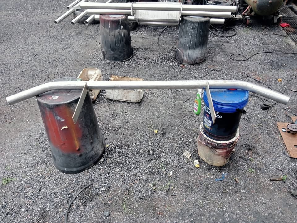 stainless steel side skirt for a Toyota Landcruiser 79 series - Private Seller