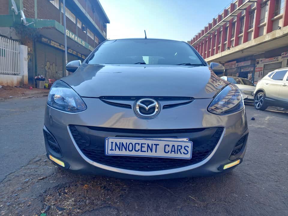 2015 MAZDA 2 1.5 PETROL ENGINE, MANUAL, GREY COLOR, MILEAGE 104000KM