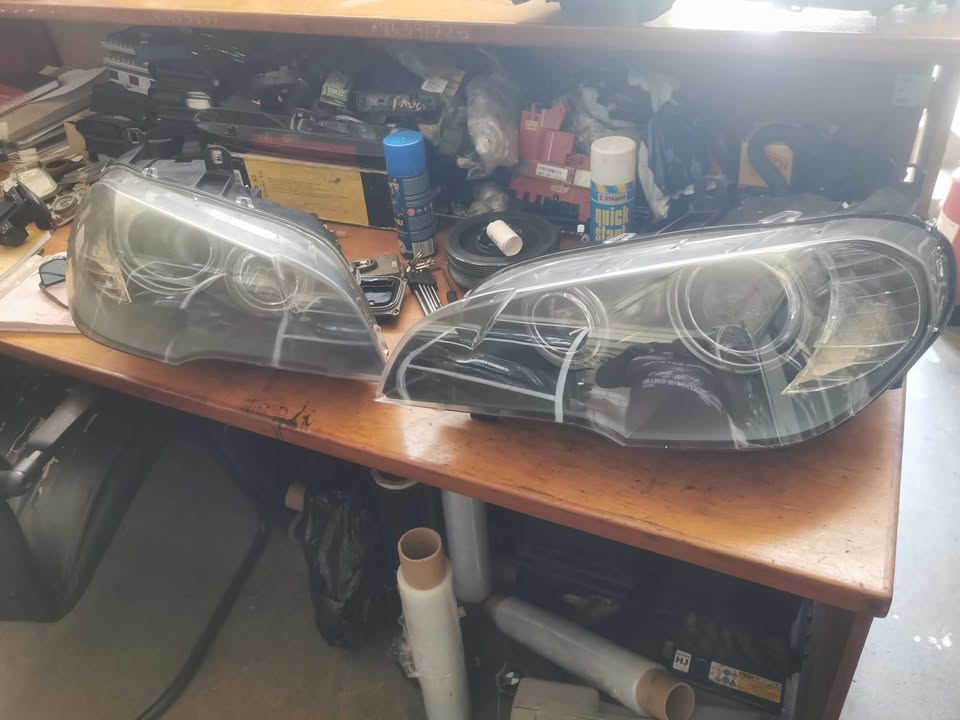 BMW X5 E70 xenon headlights - Private Seller BMW X5 E70 xenon headlights - Private Seller