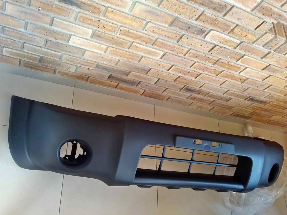 NISSAN HARDBODY NP300 2006/2020 4X4 BRAND NEW FRONT BUMPERS