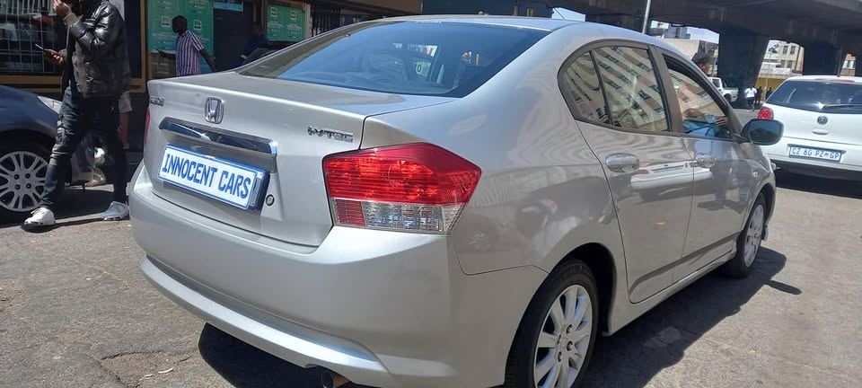 2011 HONDA BALLADE 1.5 ENGINE, AUTOMATIC TRANSMISSION, SILVER COLOUR, MILEAGE