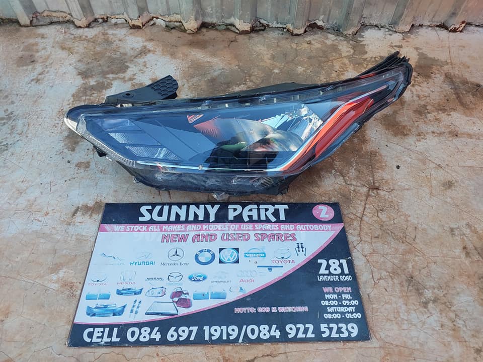 Nissan Magnite Headlight - Private Seller Nissan Magnite Headlight - Private Seller