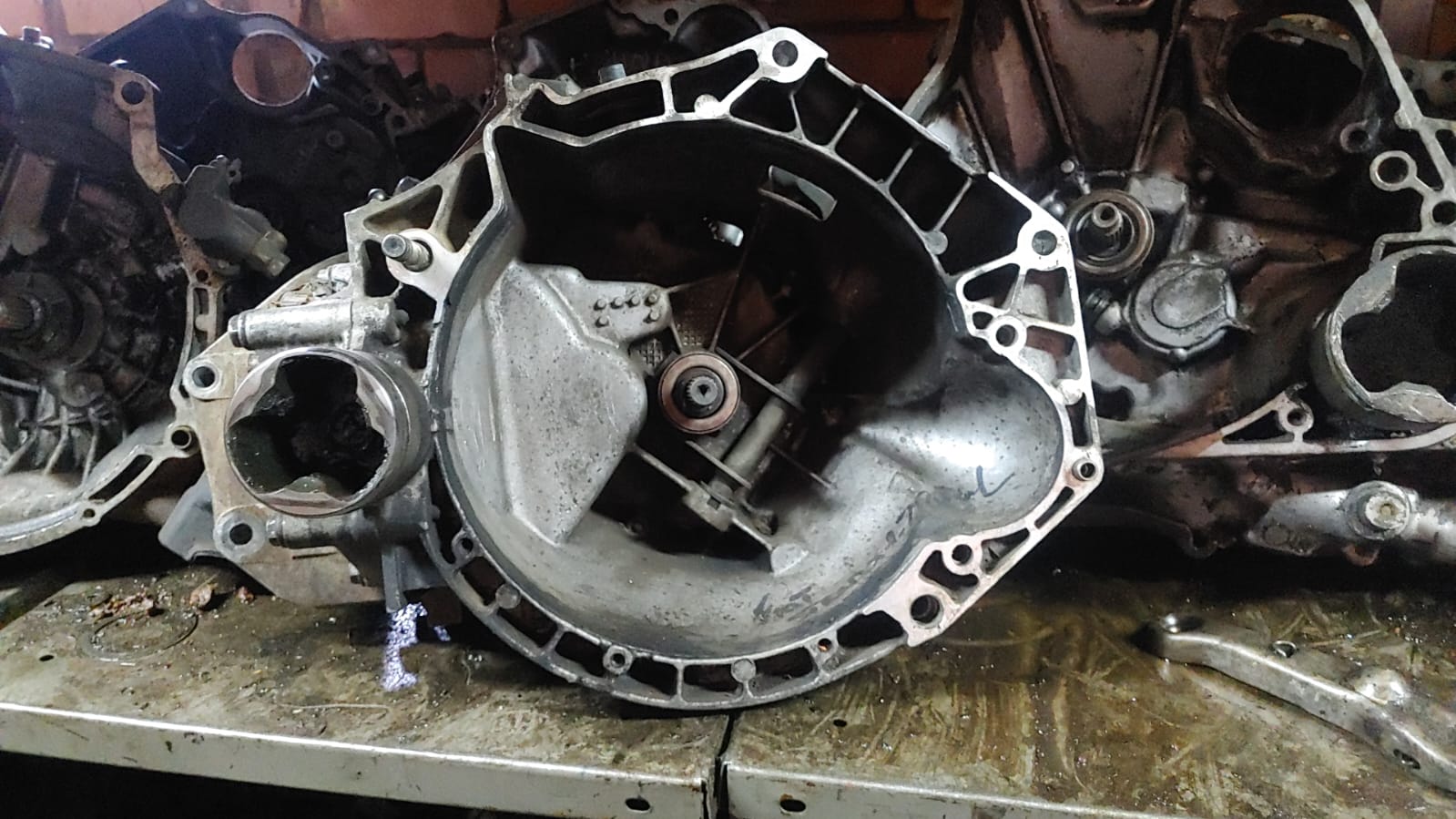 FIAT STRADA 1.7 DIESEL GEARBOX FOR SALE
