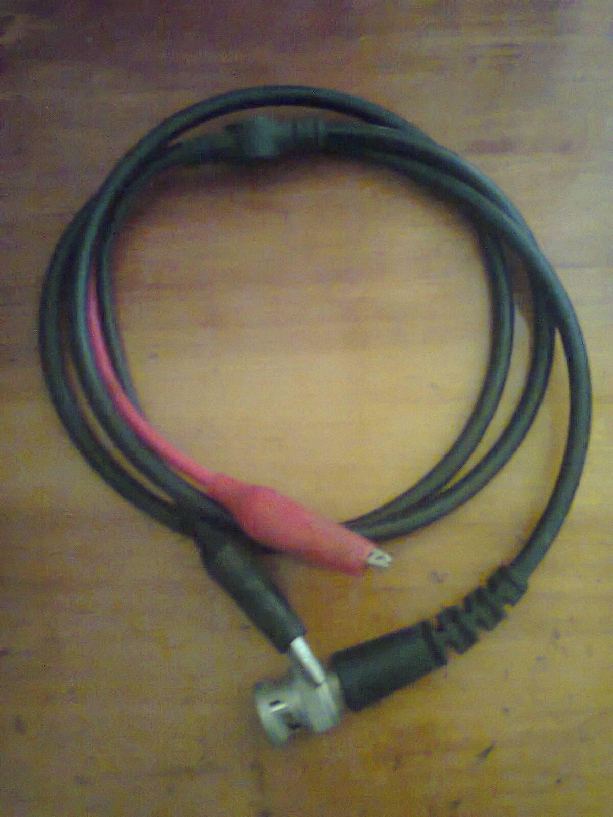 Iso-Tech Oscilloscope 100Mz and frequency generator