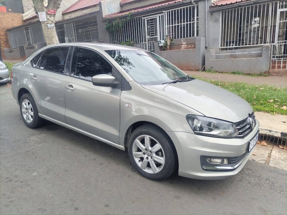 2012 vw polo 1.6 sedan