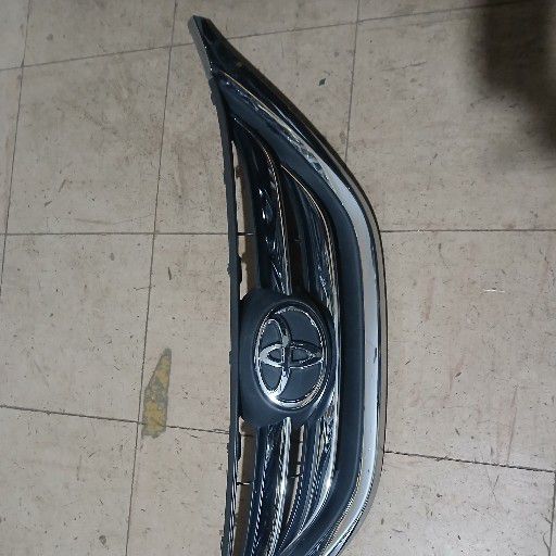 Toyota startlet grill - Private Seller Toyota startlet grill - Private Seller