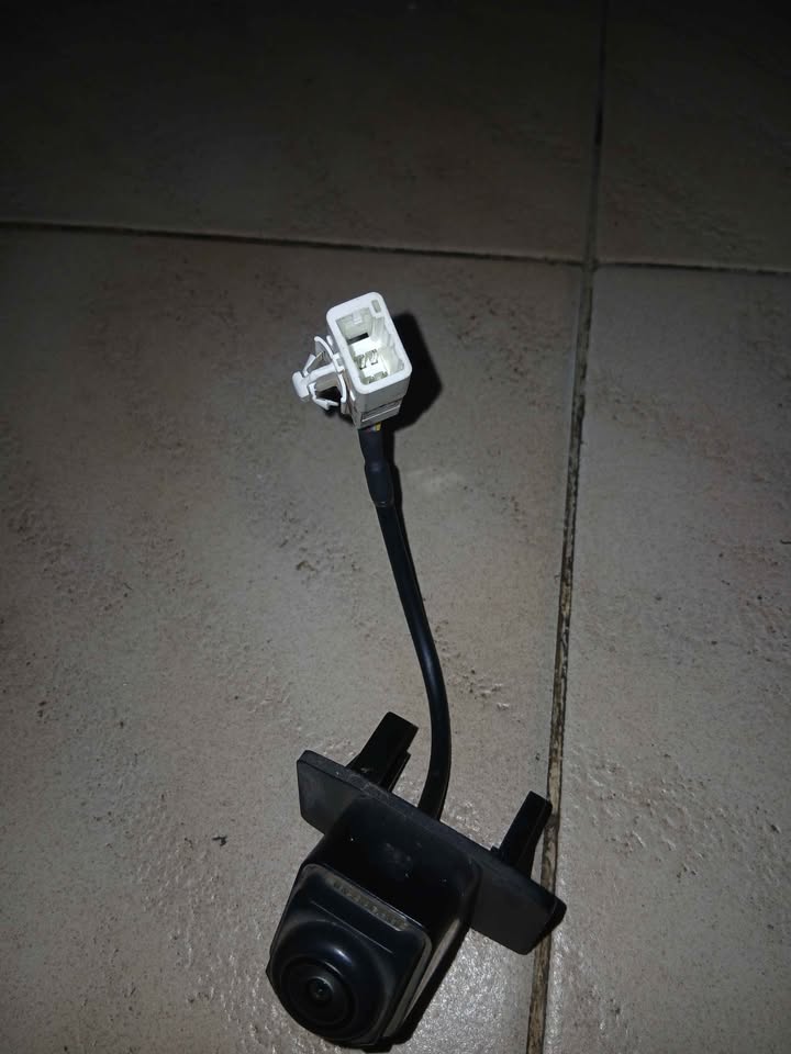 Toyota rumion/ Suzuki etriga boot cameras - Private Seller Toyota rumion/ Suzuki etriga boot cameras - Private Seller