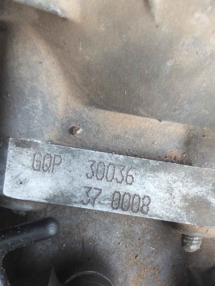 Used Refurbished Six Speed Gearbox of VW Jetta 5 FSI 2L