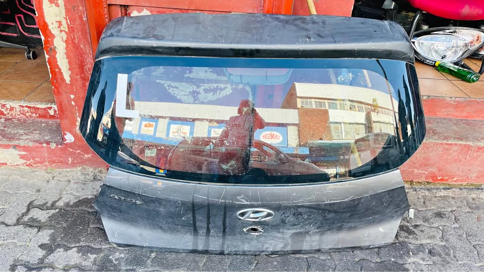 Hyundai Atos tailgate - Private Seller Hyundai Atos tailgate - Private Seller