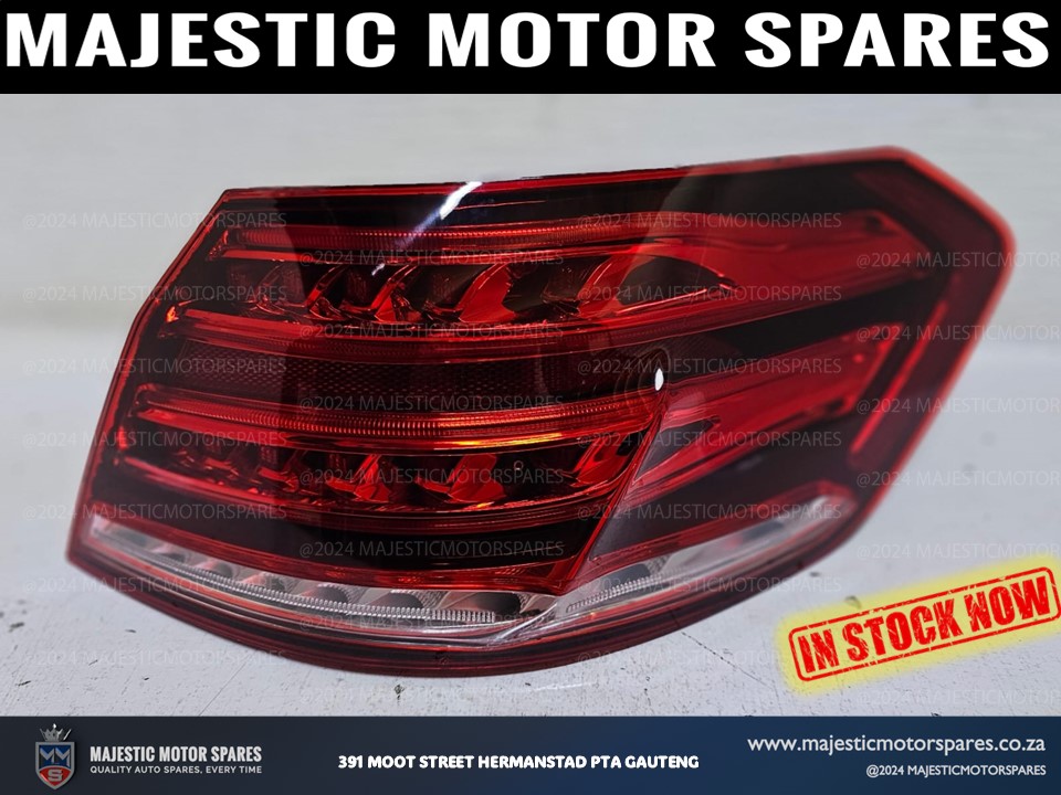 mercedes facelift w212 e class led tail light for sale brand new - Private Seller