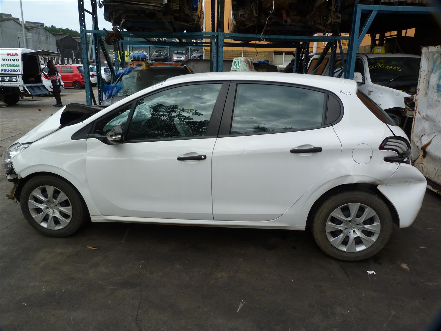 2016 Peugeot 208 Pop Art 1.0 Puretech - Private Seller 2016 Peugeot 208 Pop Art 1.0 Puretech - Private Seller