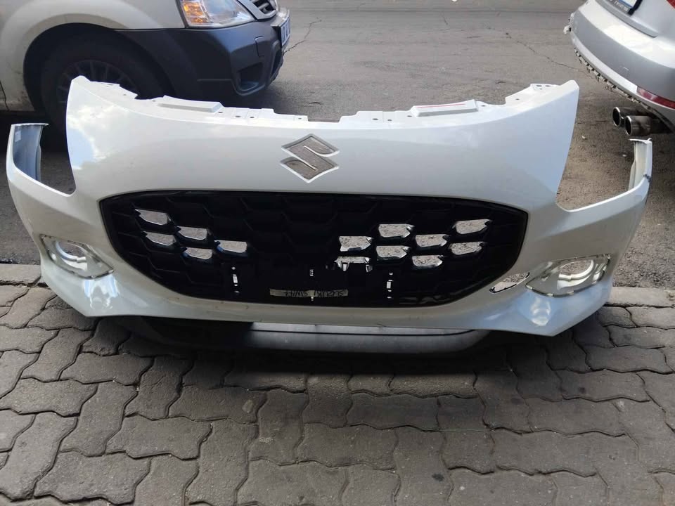 SUZUKI SWIFT FRONT BUMPER (2024-2025) with GRILL - Private Seller SUZUKI SWIFT FRONT BUMPER (2024-2025) with GRILL - Private Seller