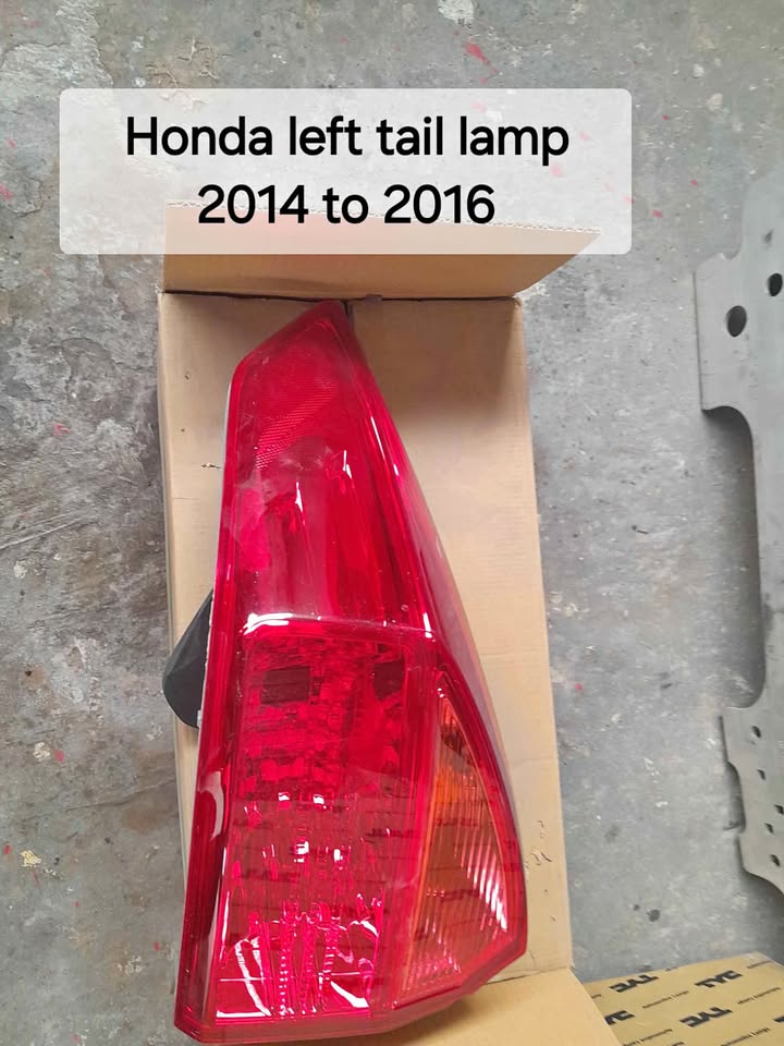 Honda tail lamp 2014 to 2016 left - Private Seller Honda tail lamp 2014 to 2016 left - Private Seller