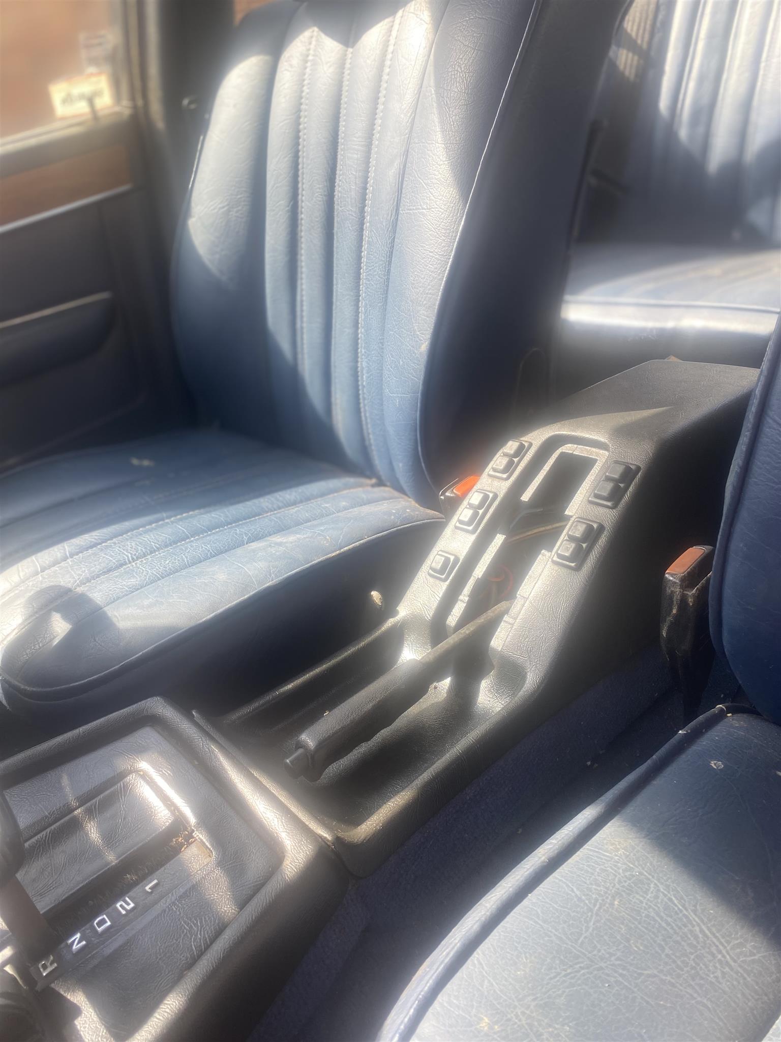 BMW 733i