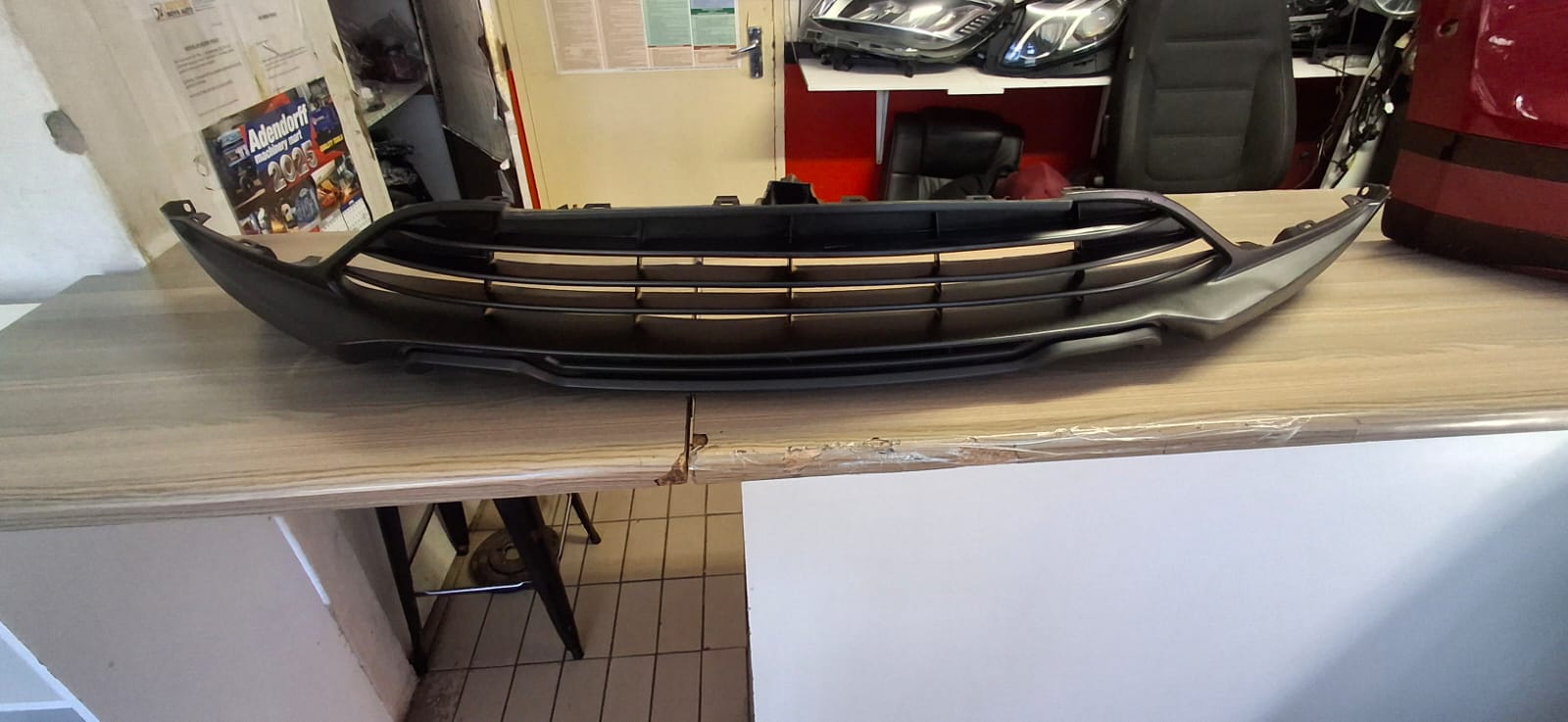 2022 RENAULT KWID LOWER GRILL FOR FRONT BUMPER FOR SALE - Private Seller 2022 RENAULT KWID LOWER GRILL FOR FRONT BUMPER FOR SALE - Private Seller