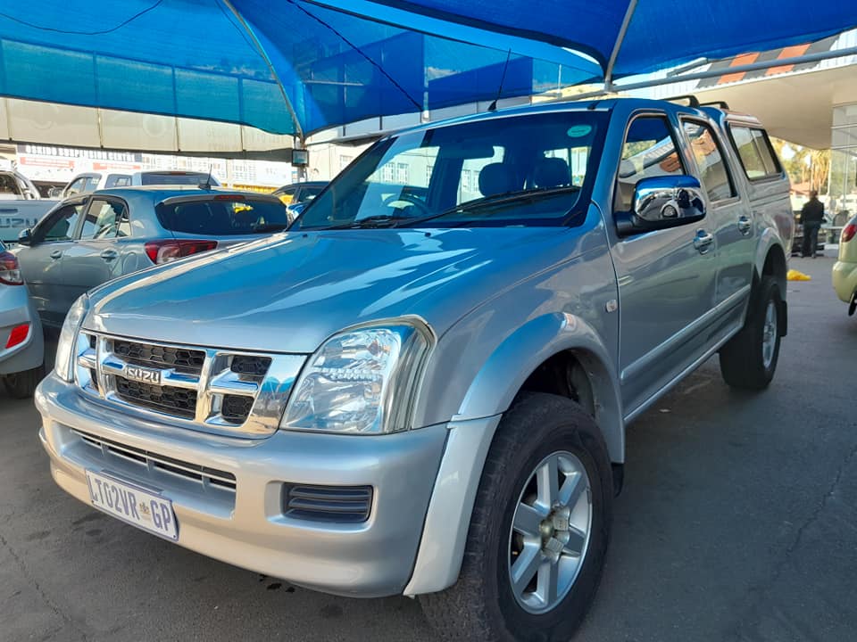 2005 ISUZU KB300 GO BIG DOUBLE CAB WITH CANOPY MANUAL