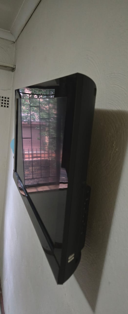 32-inc Sony Bravia TV
