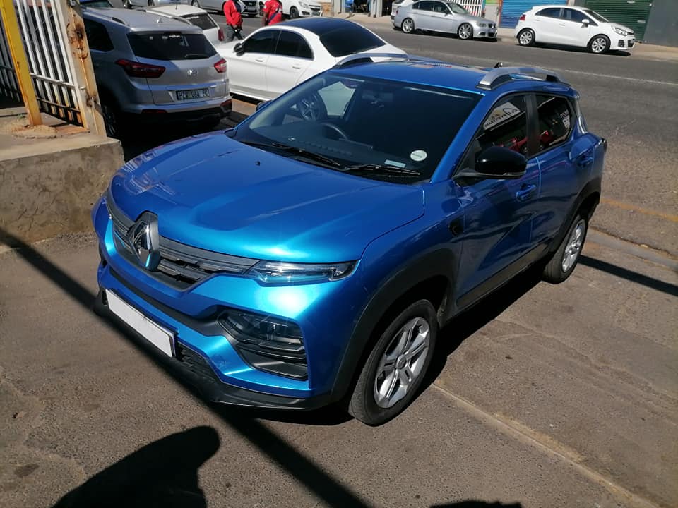 2021 Renault Kiger 1.0 Automatic Turbo Service book and keyless