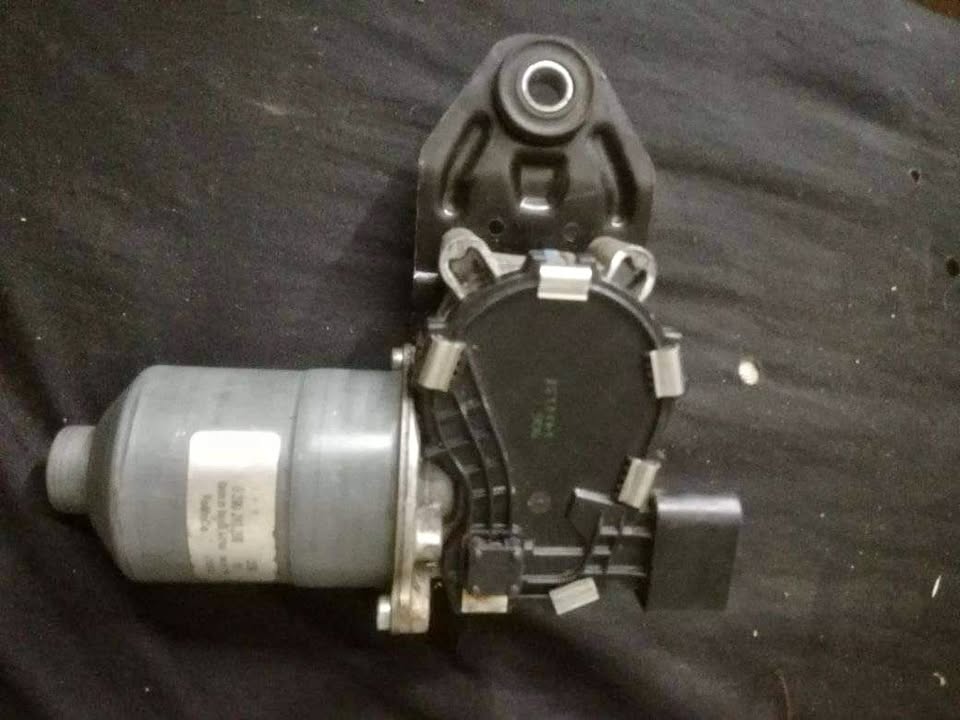 Ford Ranger T6/T7/Mazda BT50 Wiper Motor - Private Seller