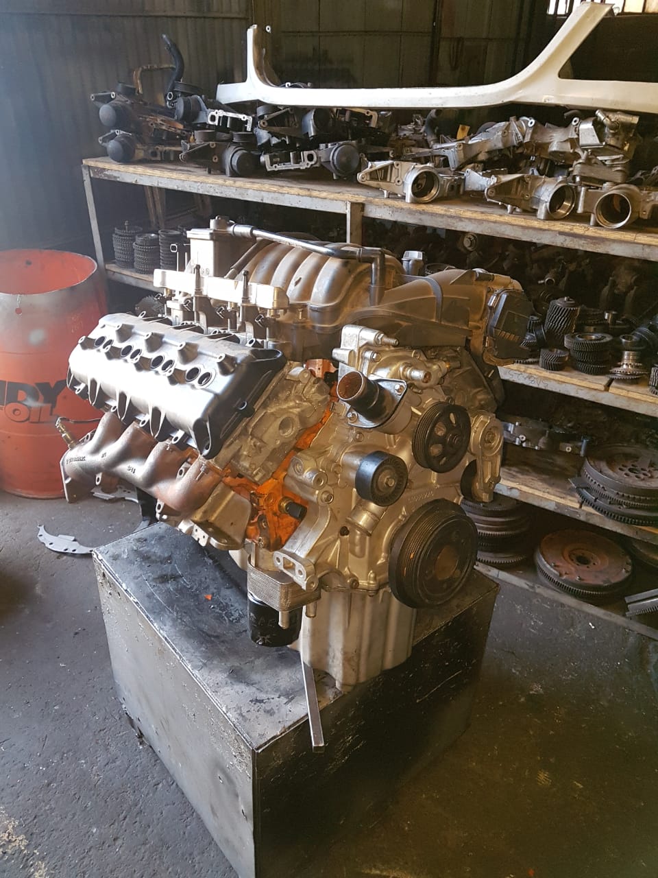 Hemi 5.7 V8 Engine - Private Seller Hemi 5.7 V8 Engine - Private Seller