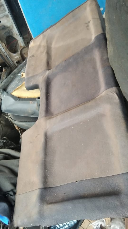 FIAT UNO BACK BOARD - Private Seller FIAT UNO BACK BOARD - Private Seller