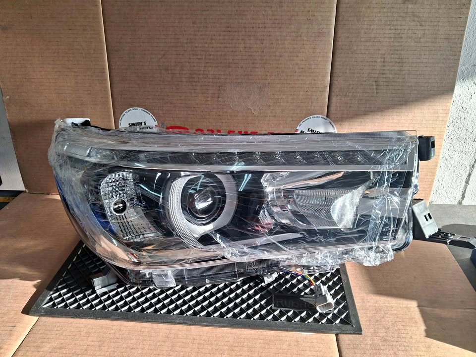 Toyota Hilux Gd6 projector Headlights - Private Seller Toyota Hilux Gd6 projector Headlights - Private Seller
