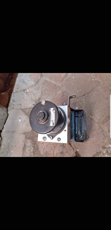 BMW 528i E36 abs pump - Private Seller BMW 528i E36 abs pump - Private Seller