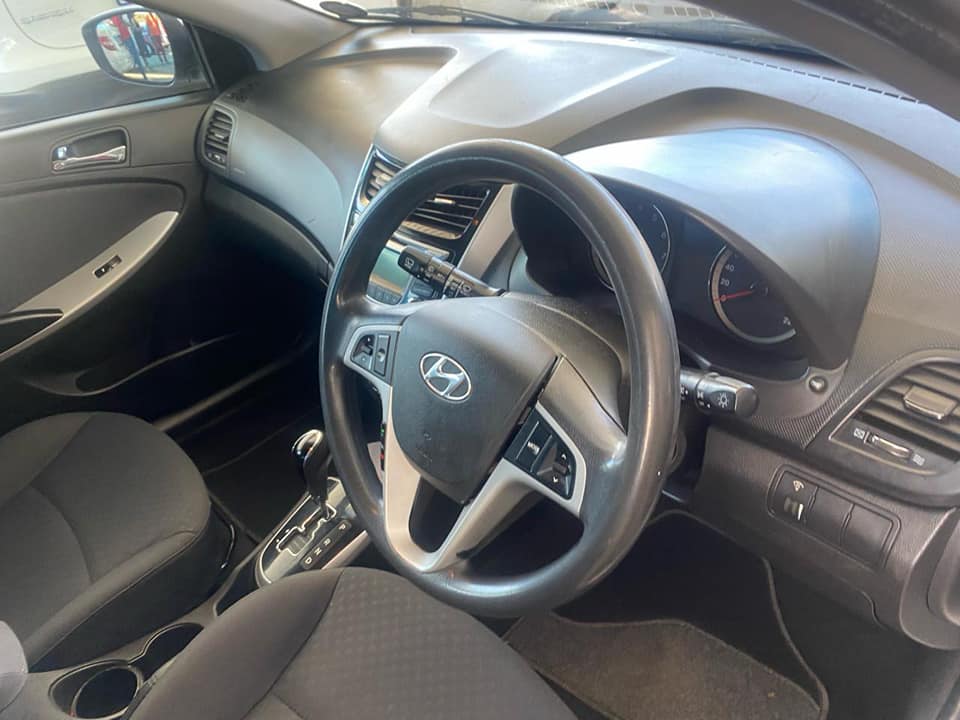2015 HYUNDAI ACCENT 1.6 HATCHBACK